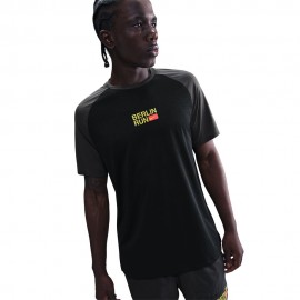 Nike T-Shirt Running City Marathon Stride Ss Nero Anthracite Uomo